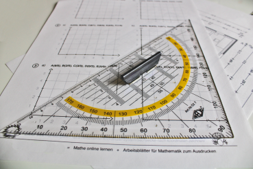 WEDO Geodreieck m. abnehmbarem Griff 25cm – Produktabbildung